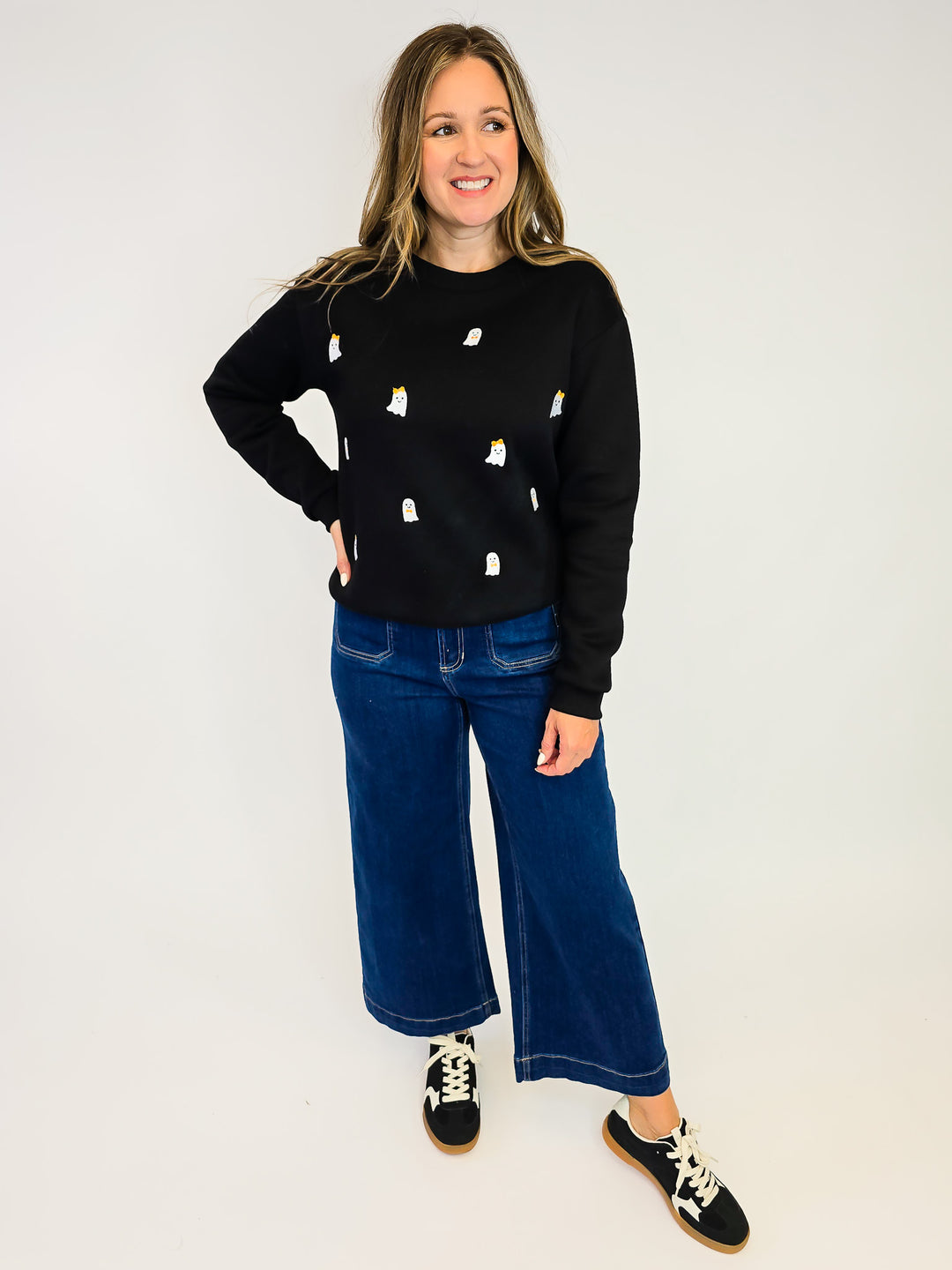 SIMPLY SOUTHERN CREW NECK GHOST PULLOVER - BLACK