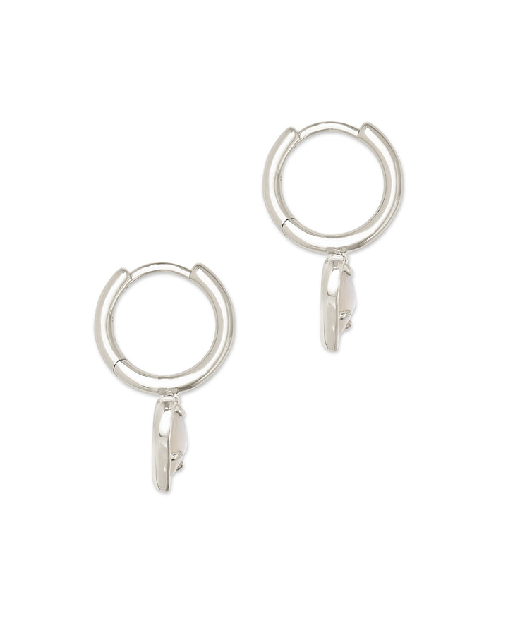 KENDRA SCOTT ARI HEART HUGGIE EARRINGS - RHODIUM IVORY MOP