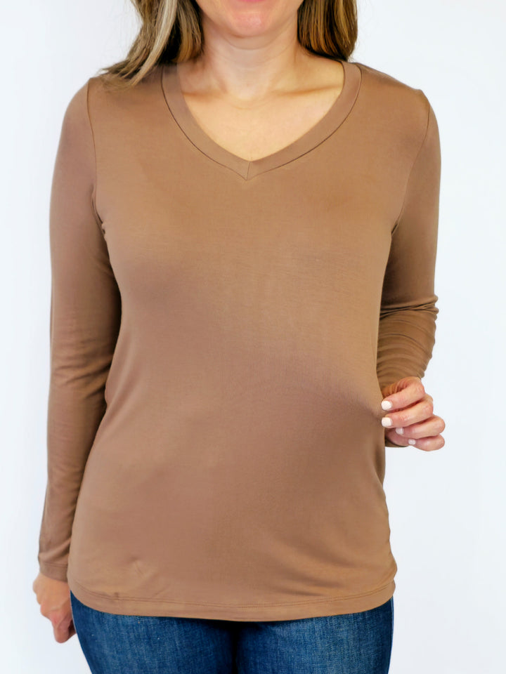 LARISSA LONG SLEEVE V-NECK TEE - MOCHA