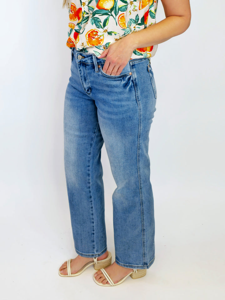 JUDY BLUE MR TUMMY CONTROL STRAIGHT JEANS - VINTAGE MED - 31" INSEAM