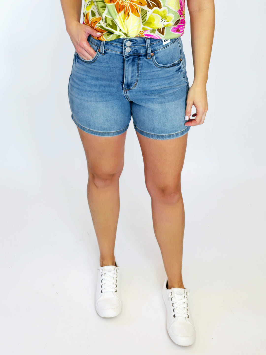 JUDY BLUE HW TUMMY CONTROL DOUBLE WAISTBAND SHORTS - MEDIUM - 5" INSEAM