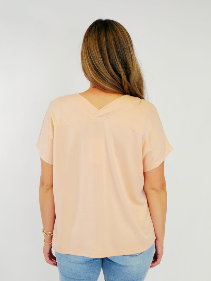V-NECK MODAL SHORT SLEEVE TOP - PEACH