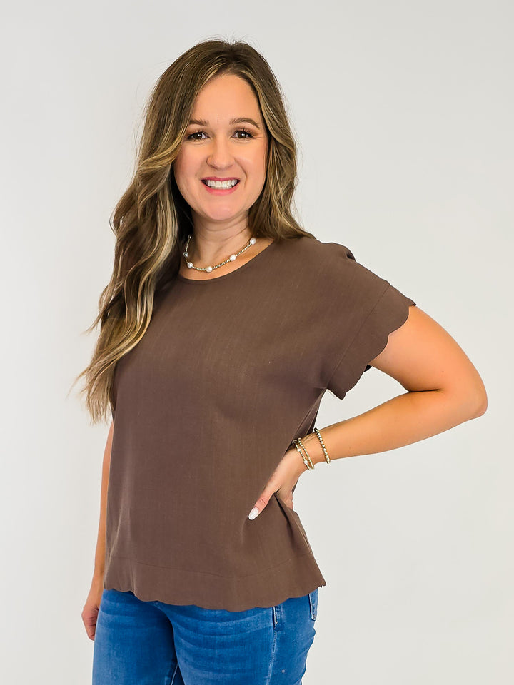 SCALLOP HEM LINEN BLEND TOP - ESPRESSO