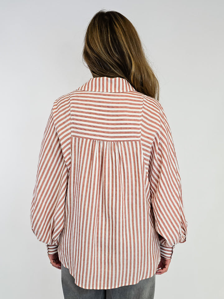 STRIPED BUTTON DOWN LOOSE FIT TOP - RED BEAN