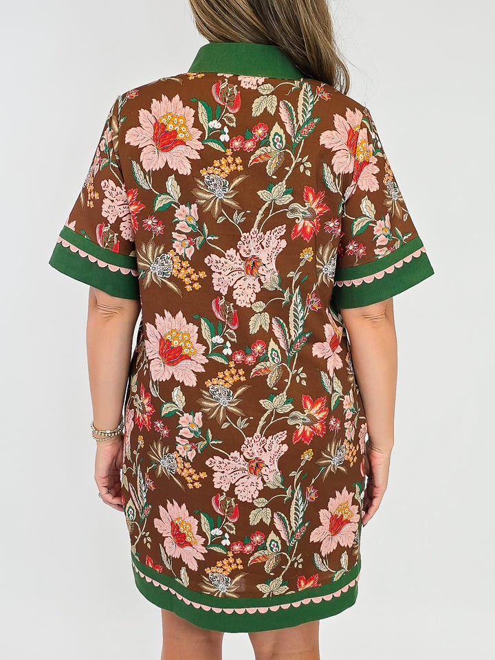 FLORAL PRINT SHORT DRESS W/CAFTAN NECK BAND - BROWN