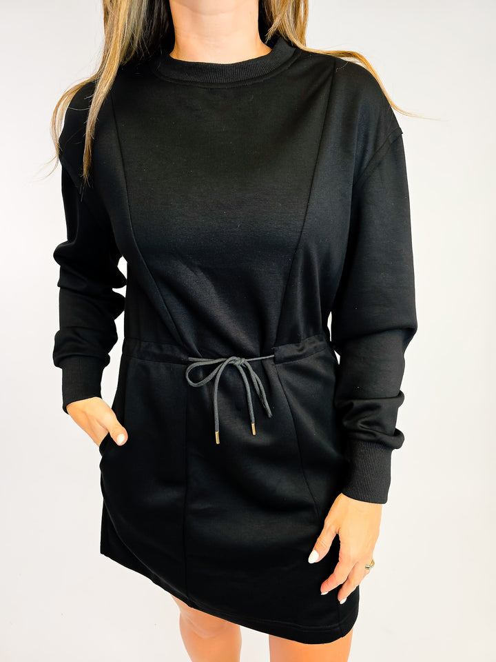 LUXE KNIT CREW NECK CASUAL SHORT DRESS - BLACK