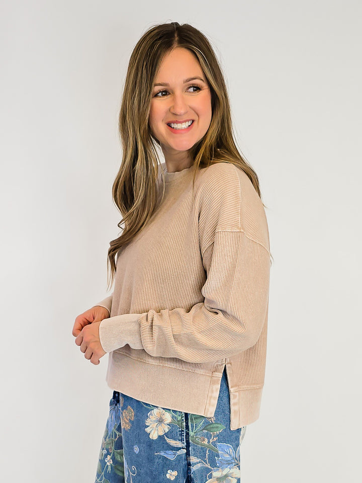 CORDED CROPPED SIDE SLIT CREW NECK PULLOVER - LIGHT MOCHA
