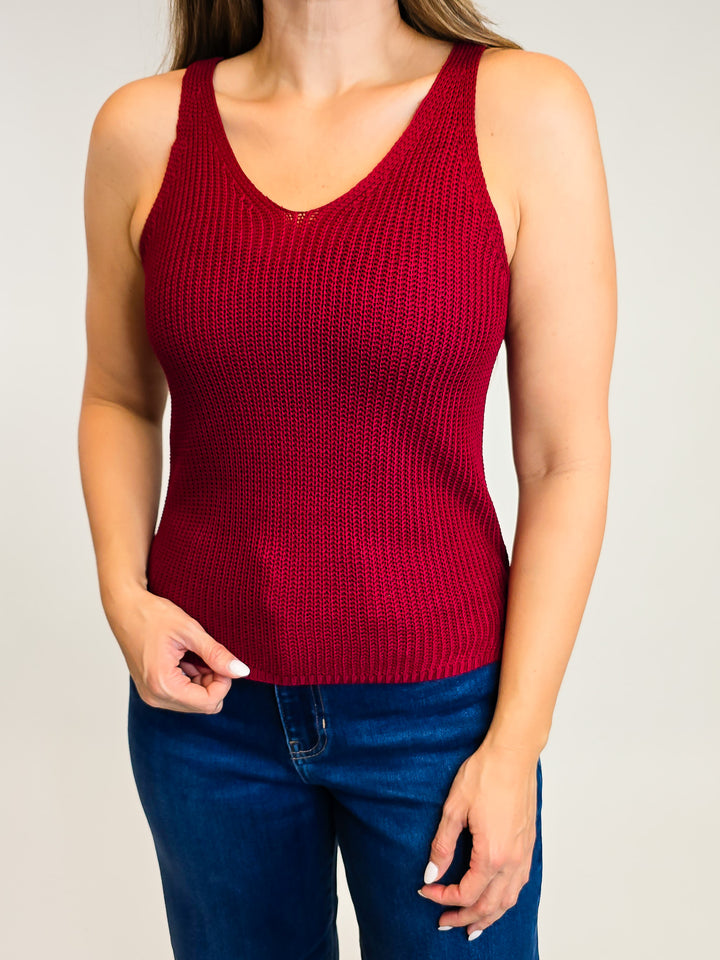 V-NECK KNIT TANK TOP - WINE