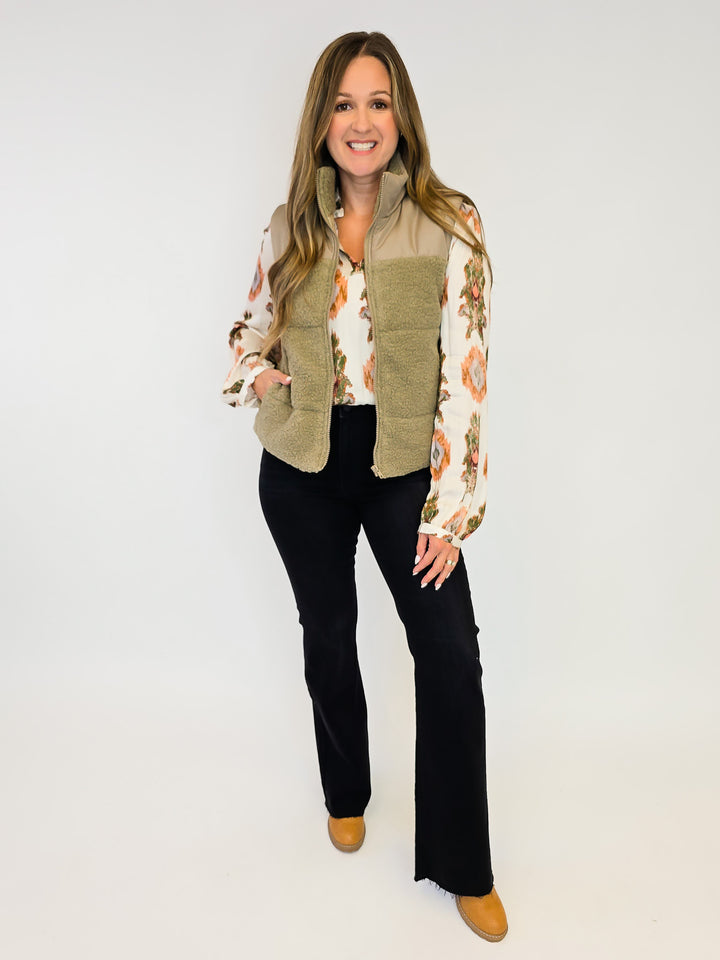 ZIP UP FLEECE VEST W/POLAR COLLAR - KHAKI