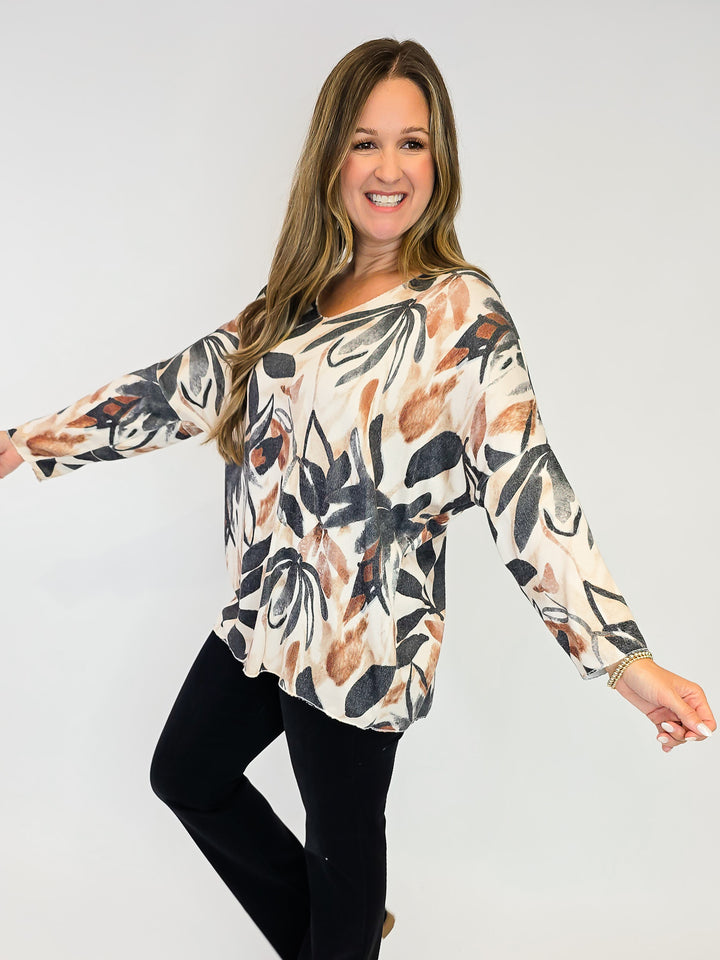 V-NECK DOLMAN SLEEVE TOP - ONE SIZE - FALL FLORAL TAN/BLACK