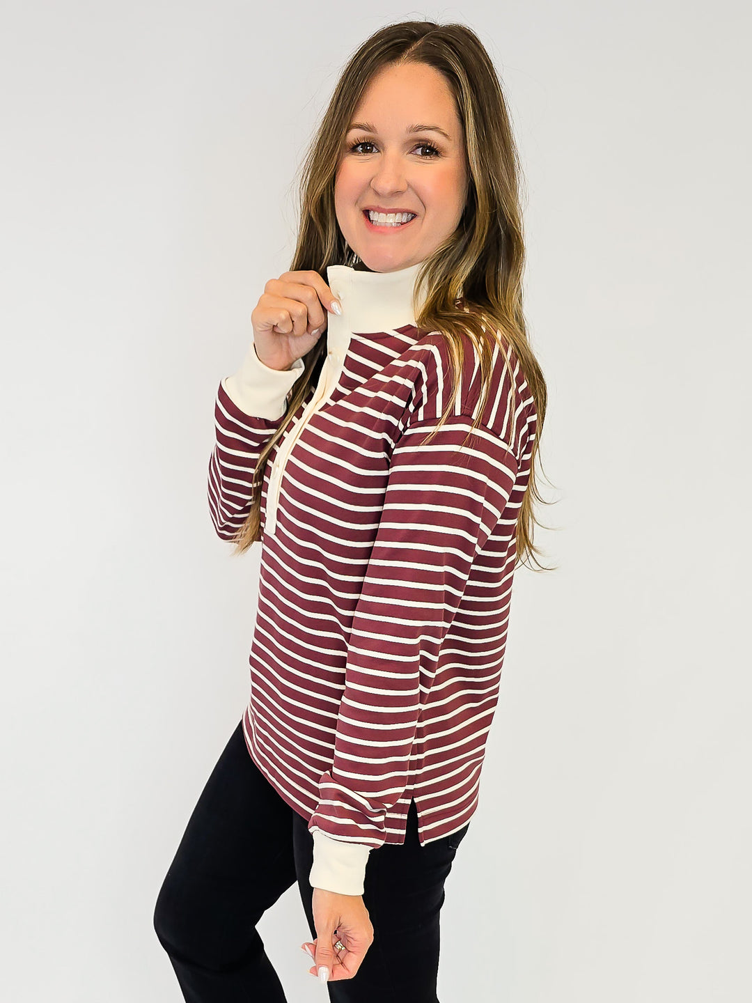 HALF BUTTON COLOR CONTRAST STRIPED SWEATSHIRT - BURGUNDY