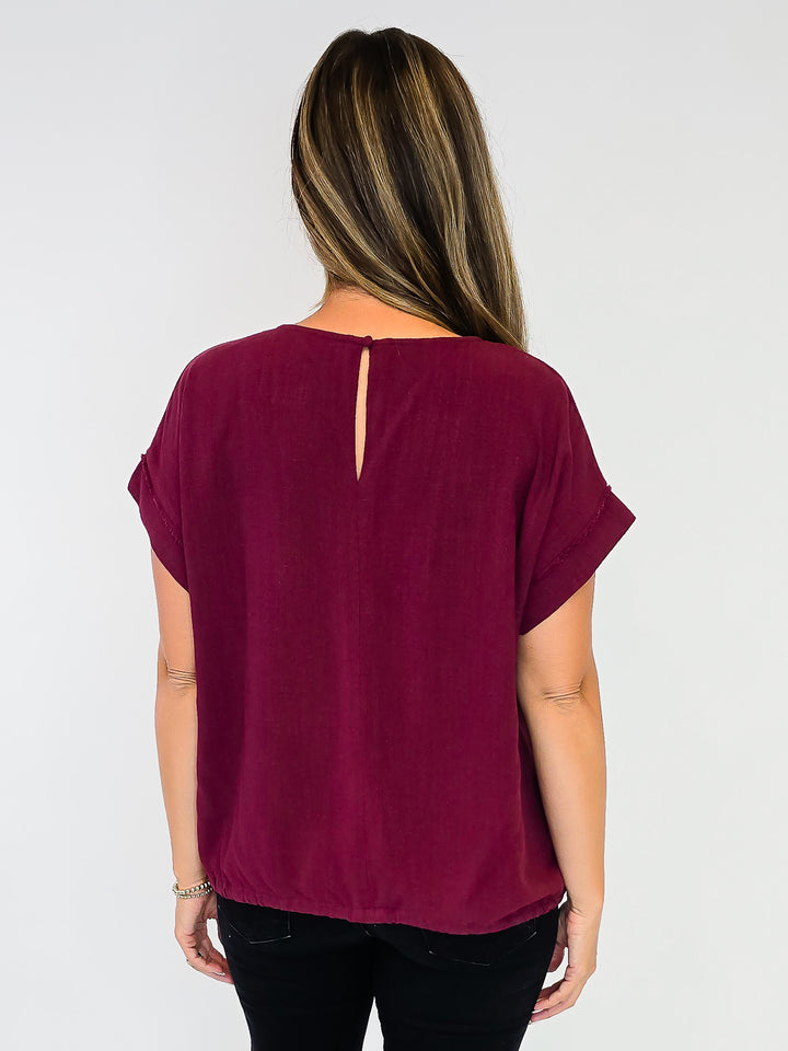 LINEN BLEND TOP W/ADJUSTABLE TIE HEM - MERLOT