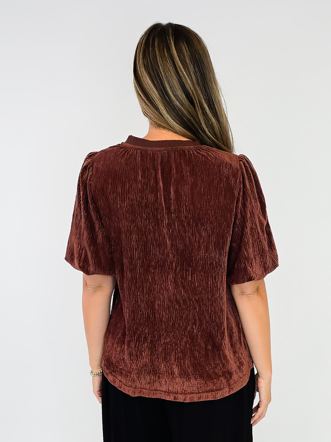 GOLD SPECKLED TEXTURED VELVET BUBBLE SLEEVE TOP - BROWN