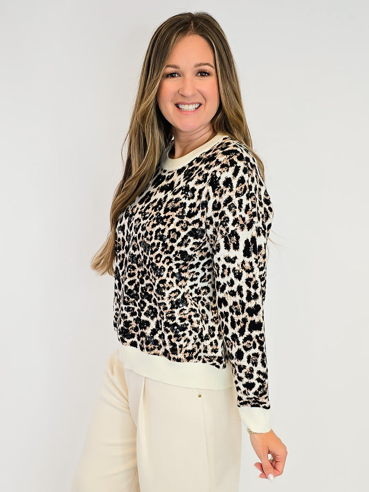 CREW NECK LEOPARD PRINT SEQUIN TOP - ONE SIZE - CREAM