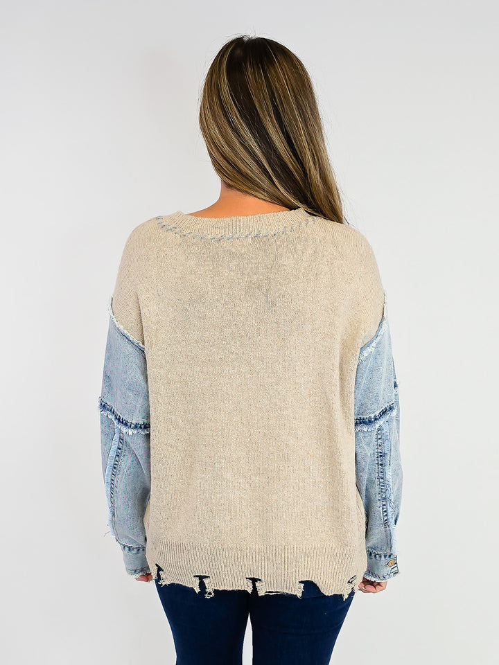 HEART PATCH FRONT KNITTED SWEATER - OATMEAL