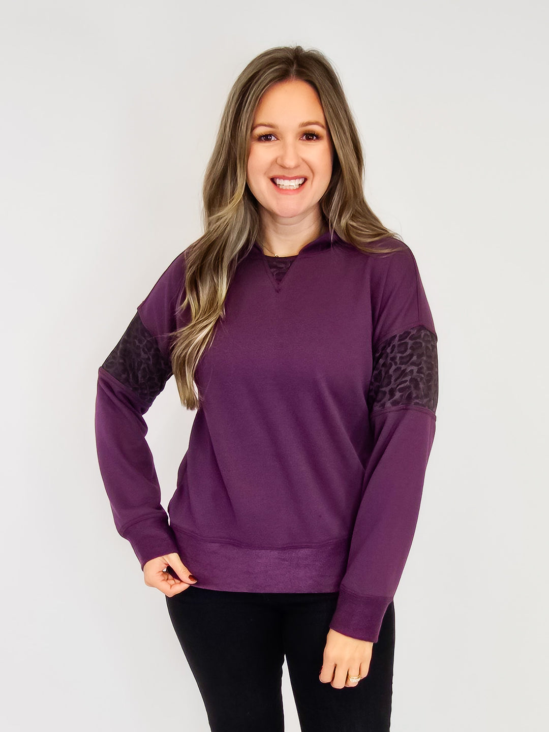 FRENCH TERRY AND ANIMAL PRINT MIX HOODIE - PLUM