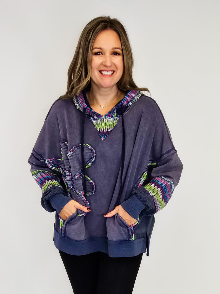 DAISY PATCH WASHED TERRY HOODIE PULLOVER - BLUEBERRY
