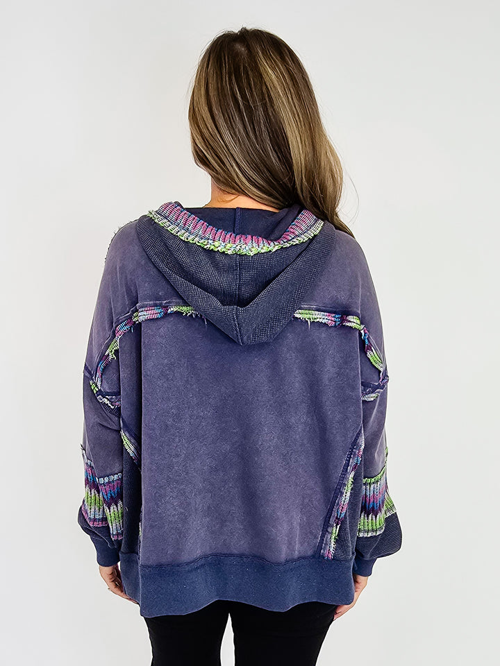DAISY PATCH WASHED TERRY HOODIE PULLOVER - BLUEBERRY