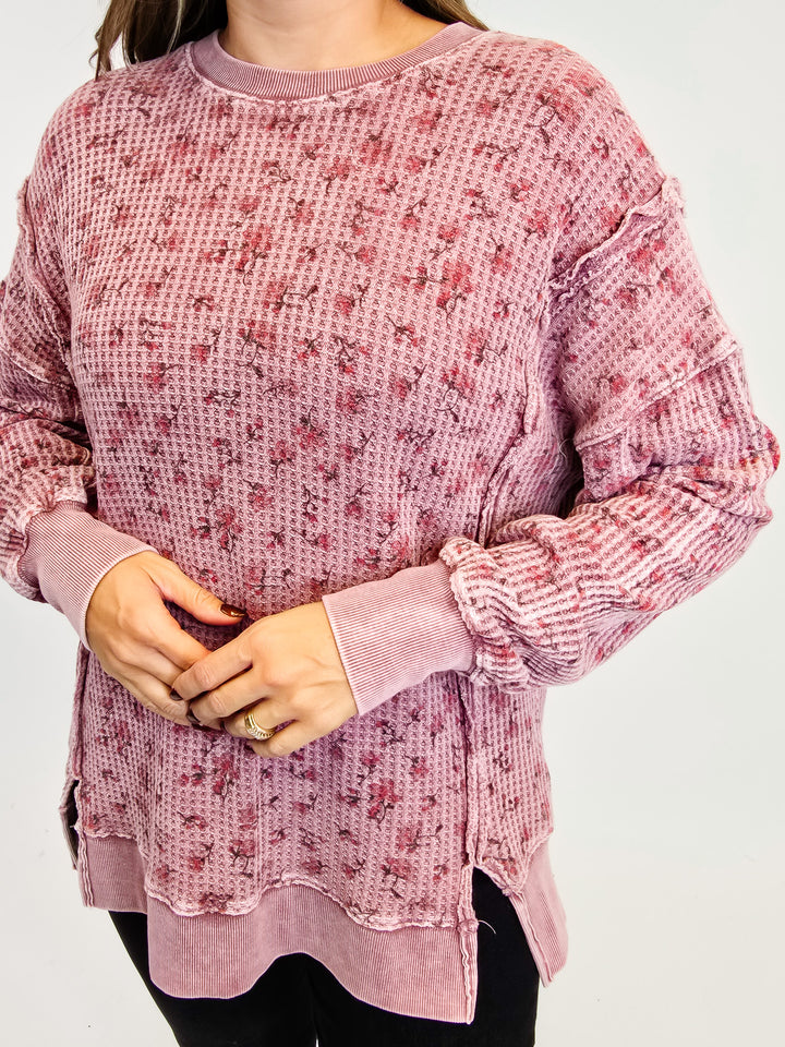 FLORAL PRINTED THERMAL MINERAL WASHED PULLOVER - MULBERRY