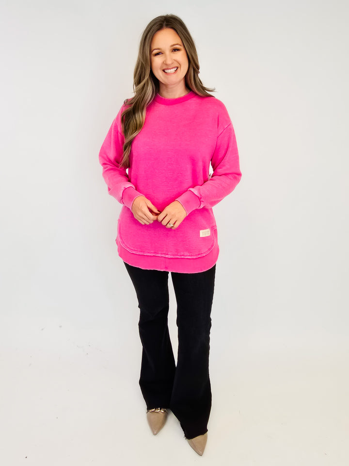 SOUTHERN COUTURE COMFY ROUND HERE TOP - PINK