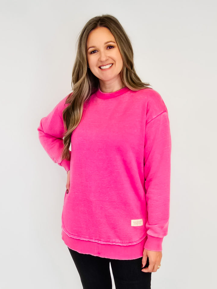 SOUTHERN COUTURE COMFY ROUND HERE TOP - PINK