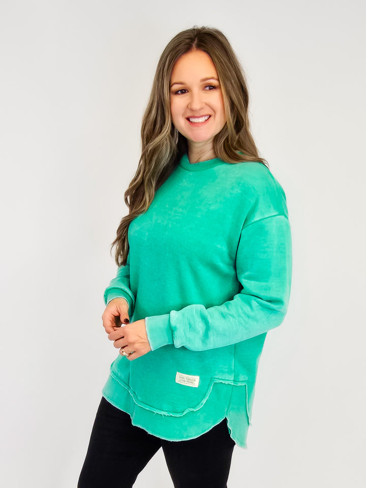 SOUTHERN COUTURE COMFY ROUND HERE TOP - ISLAND GREEN