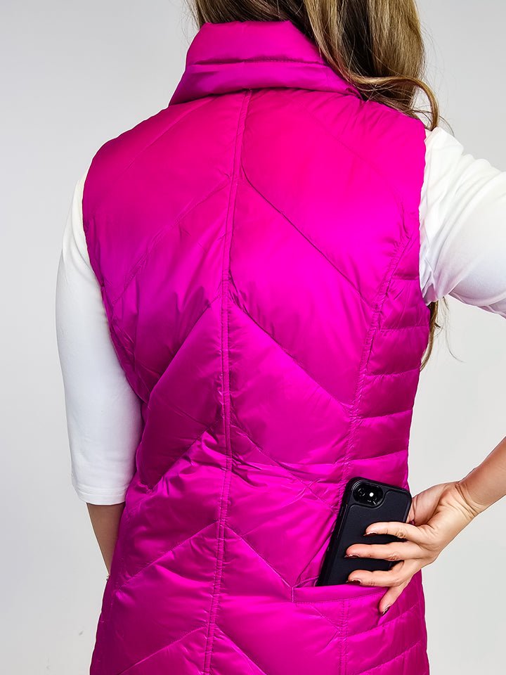 ANORAK CHEVRON QUILTED PACKABLE PUFF VEST W/BAG - HOT PINK