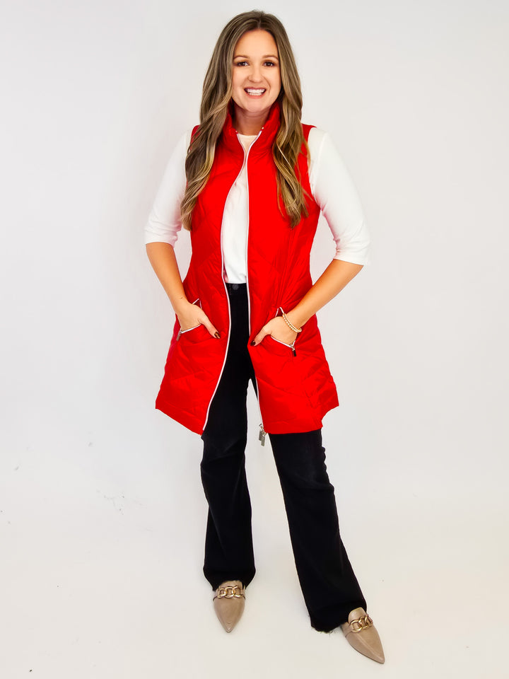 ANORAK CHEVRON QUILTED PACKABLE PUFF VEST W/BAG - FLAMING RED