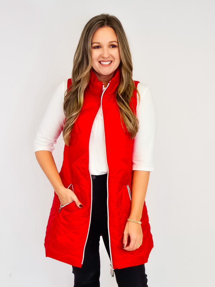 ANORAK CHEVRON QUILTED PACKABLE PUFF VEST W/BAG - FLAMING RED