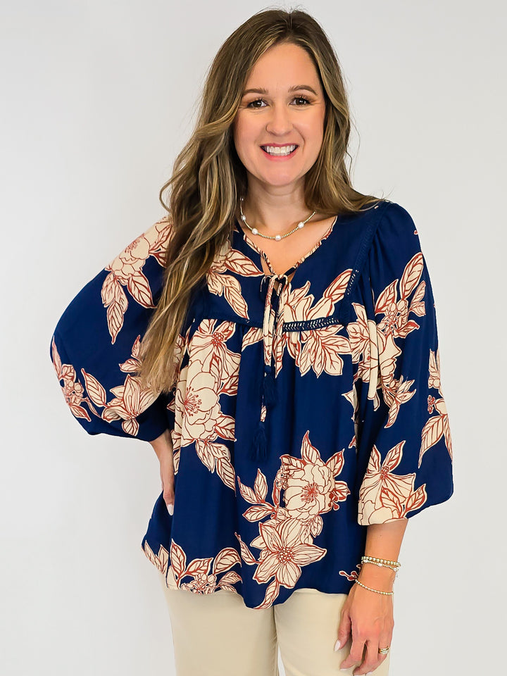 LARGE FLORAL WOVEN TOP W/TASSELS - NAVY