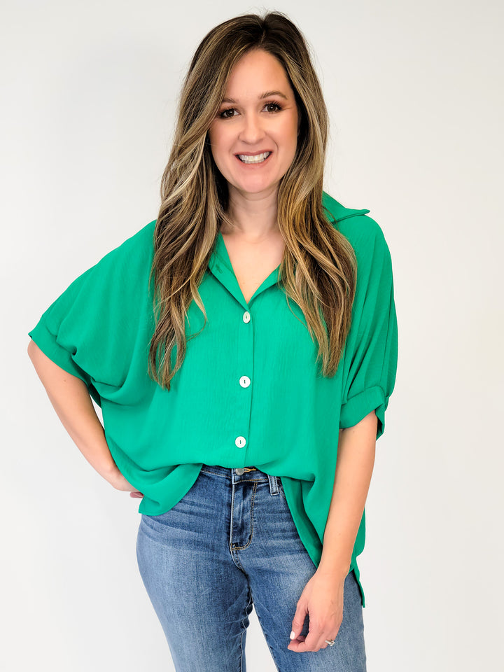 COLLARED BUTTON UP BLOUSE - KELLY GREEN
