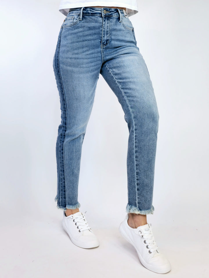 JUDY BLUE HW SIDE PANEL DETAIL & HI/LOW FRAY HEM JEANS - VINTAGE - 28" INSEAM