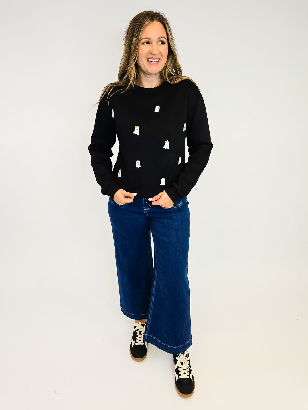 SIMPLY SOUTHERN CREW NECK GHOST PULLOVER - BLACK