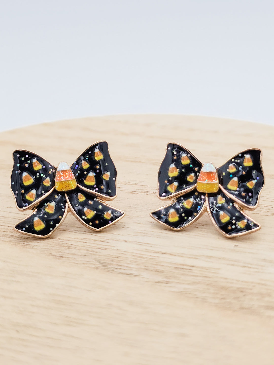 3/4" CANDY CORN BOW EARRINGS - JET