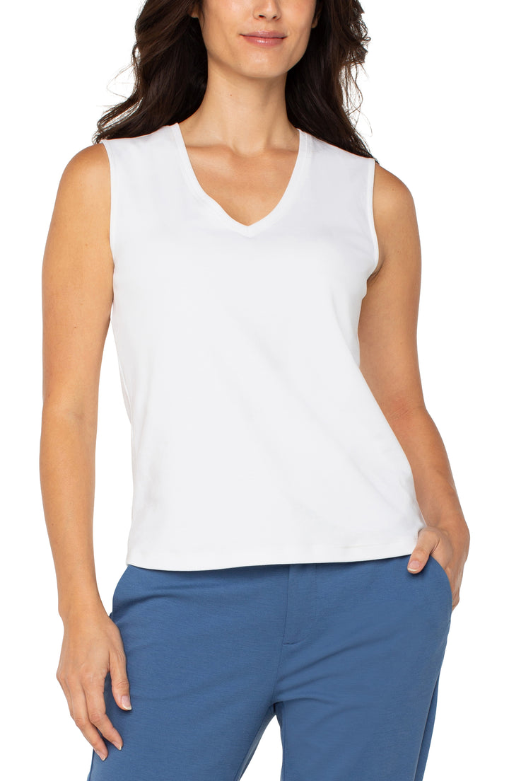 SLEEVELESS VNECK KNIT TOP - WHITE