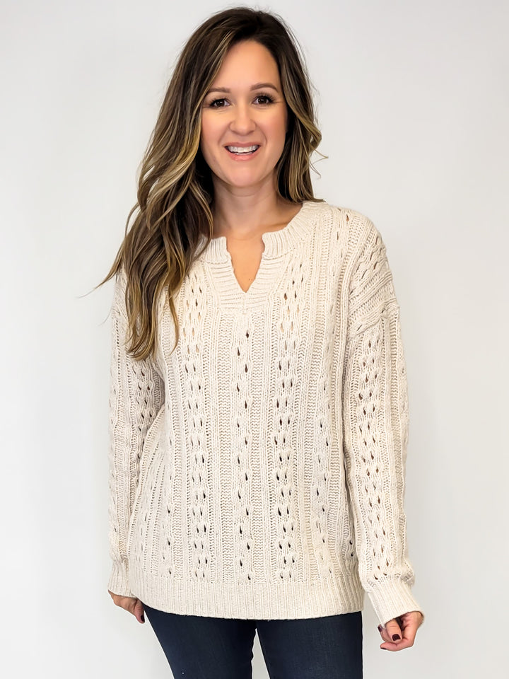 CABLE LOOSE FIT SWEATER - TAUPE