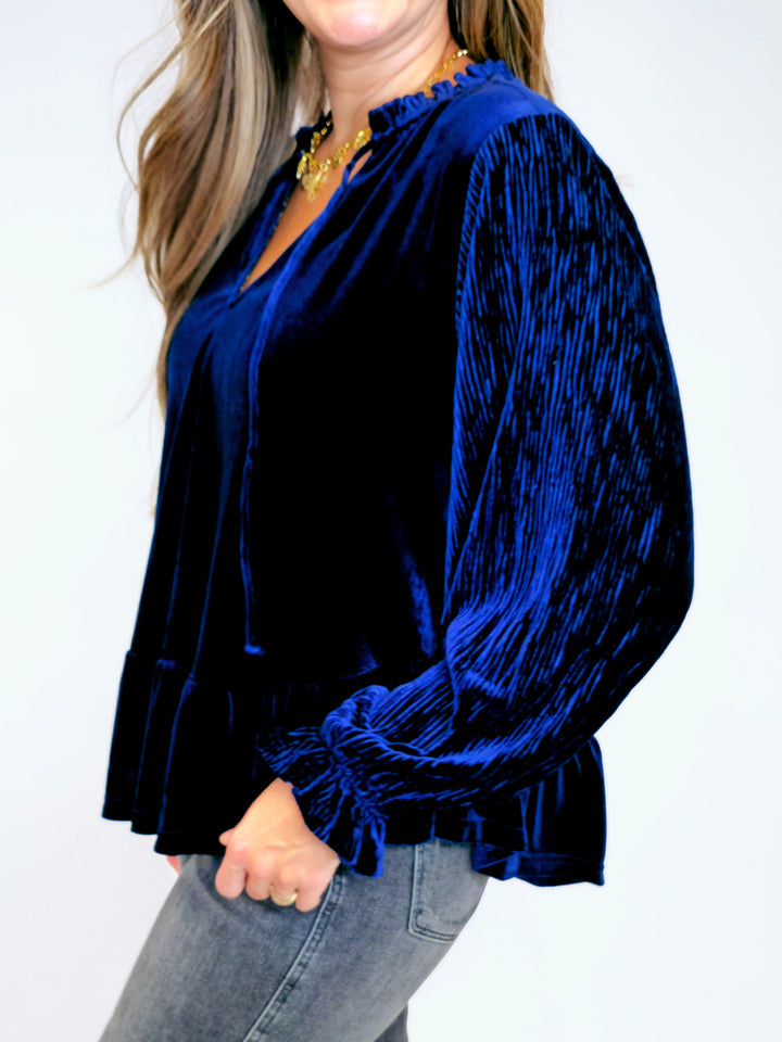 VELVET RIBBED SLEEVE V-NECK TIE TOP - NAVY