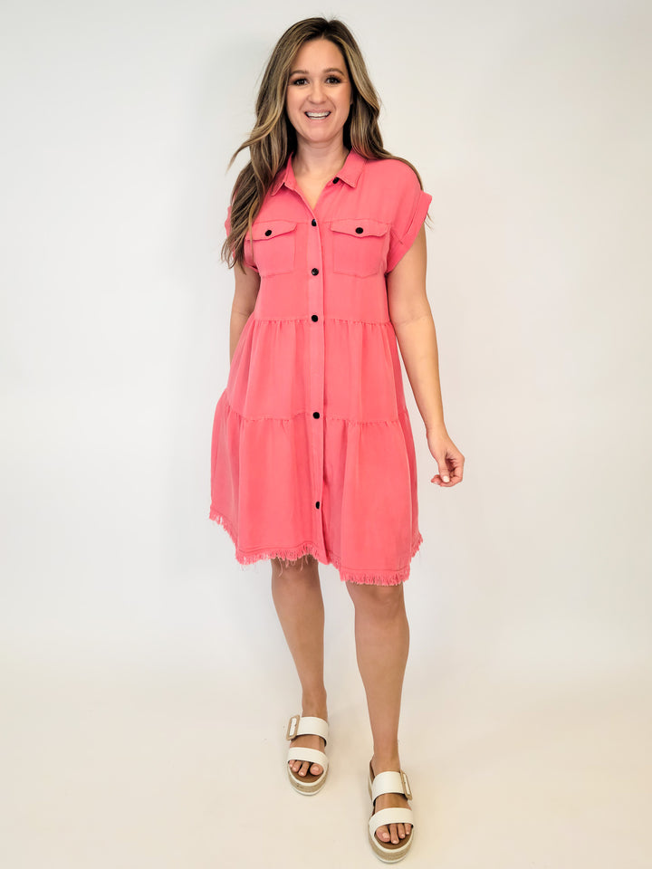 WASHED BUTTON DOWN TIERED DRESS W/ FRAYED HEM - CORAL PINK