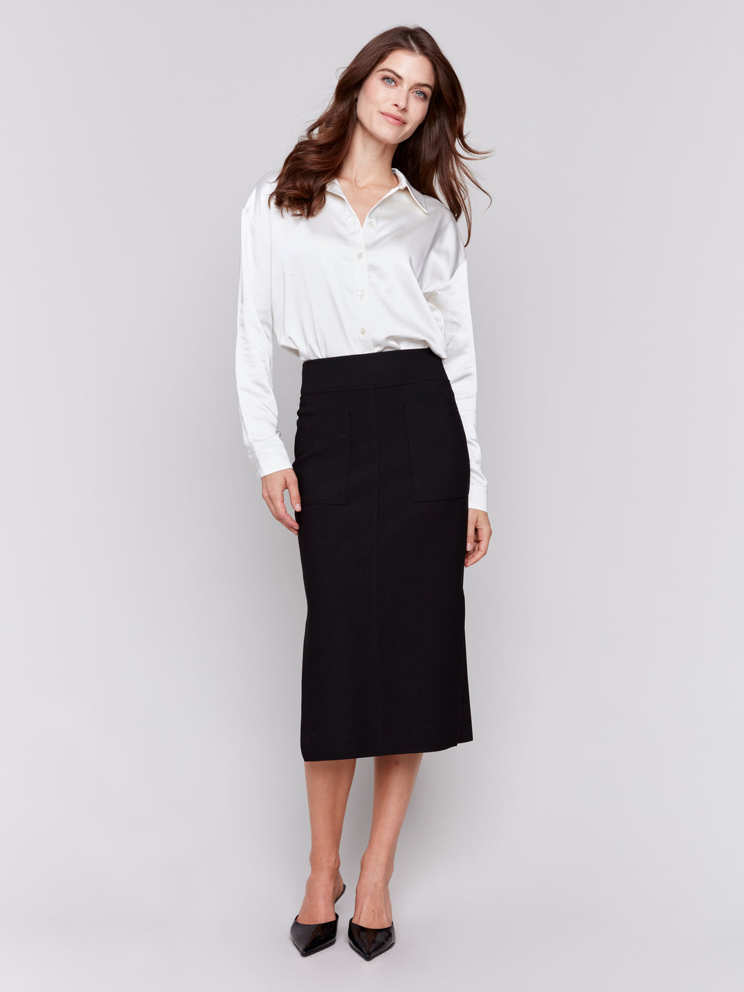 GUTSY CREPE SKIRT W/FRONT PATCH POCKETS - BLACK