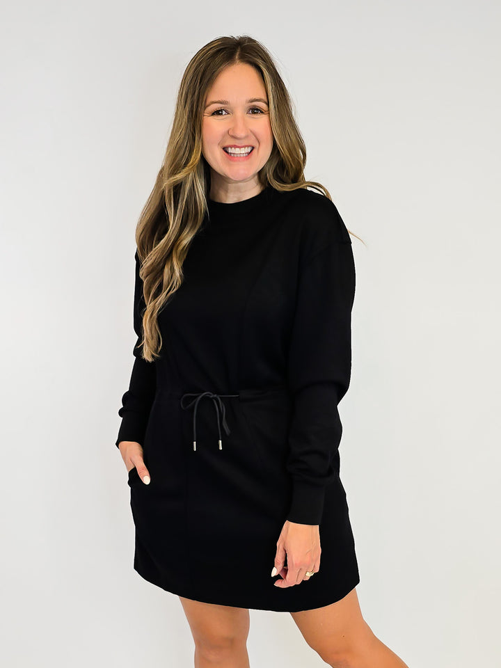 LUXE KNIT CREW NECK CASUAL SHORT DRESS - BLACK