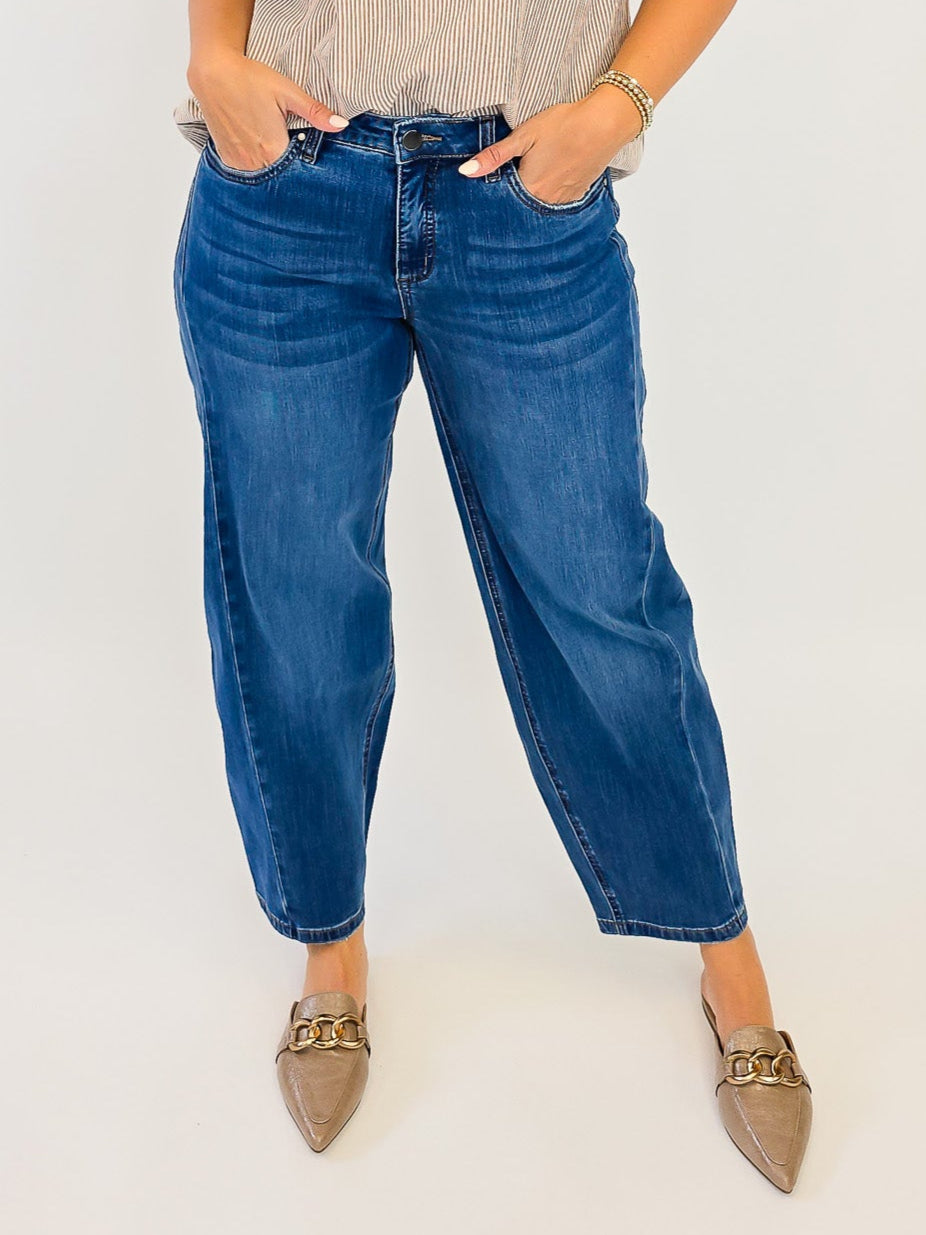 FDJ GIRLFRIEND ANKLE BARREL JEANS - MEDIUM WASH