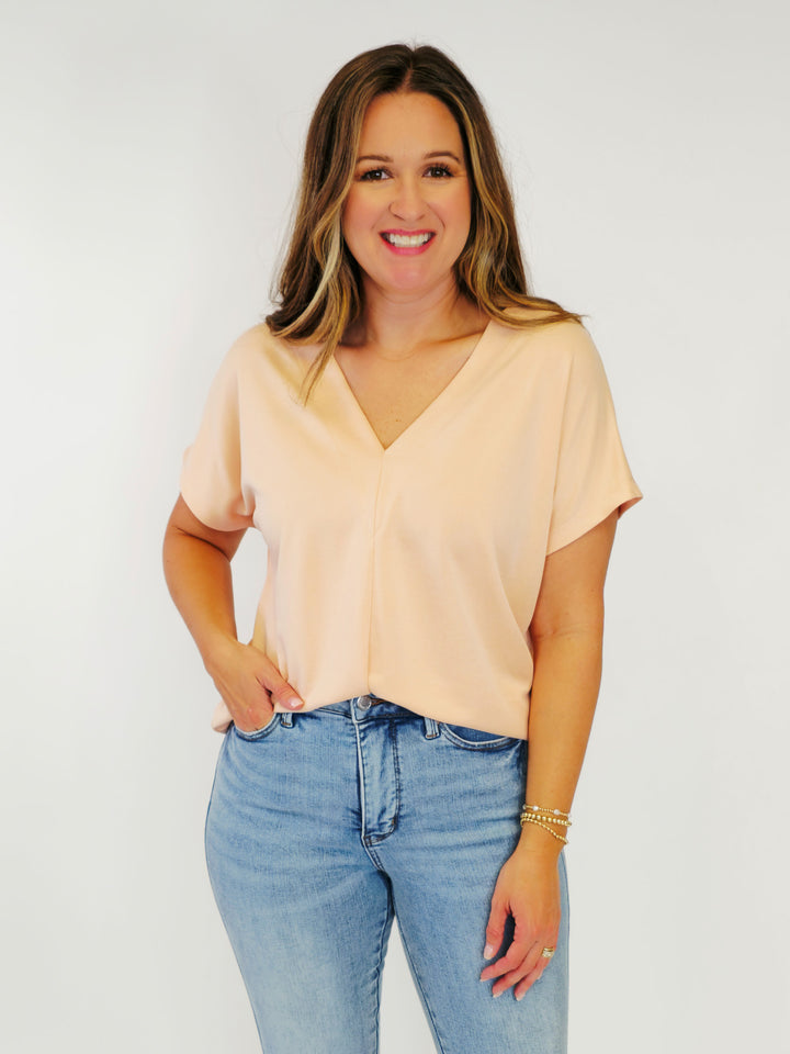 V-NECK MODAL SHORT SLEEVE TOP - PEACH