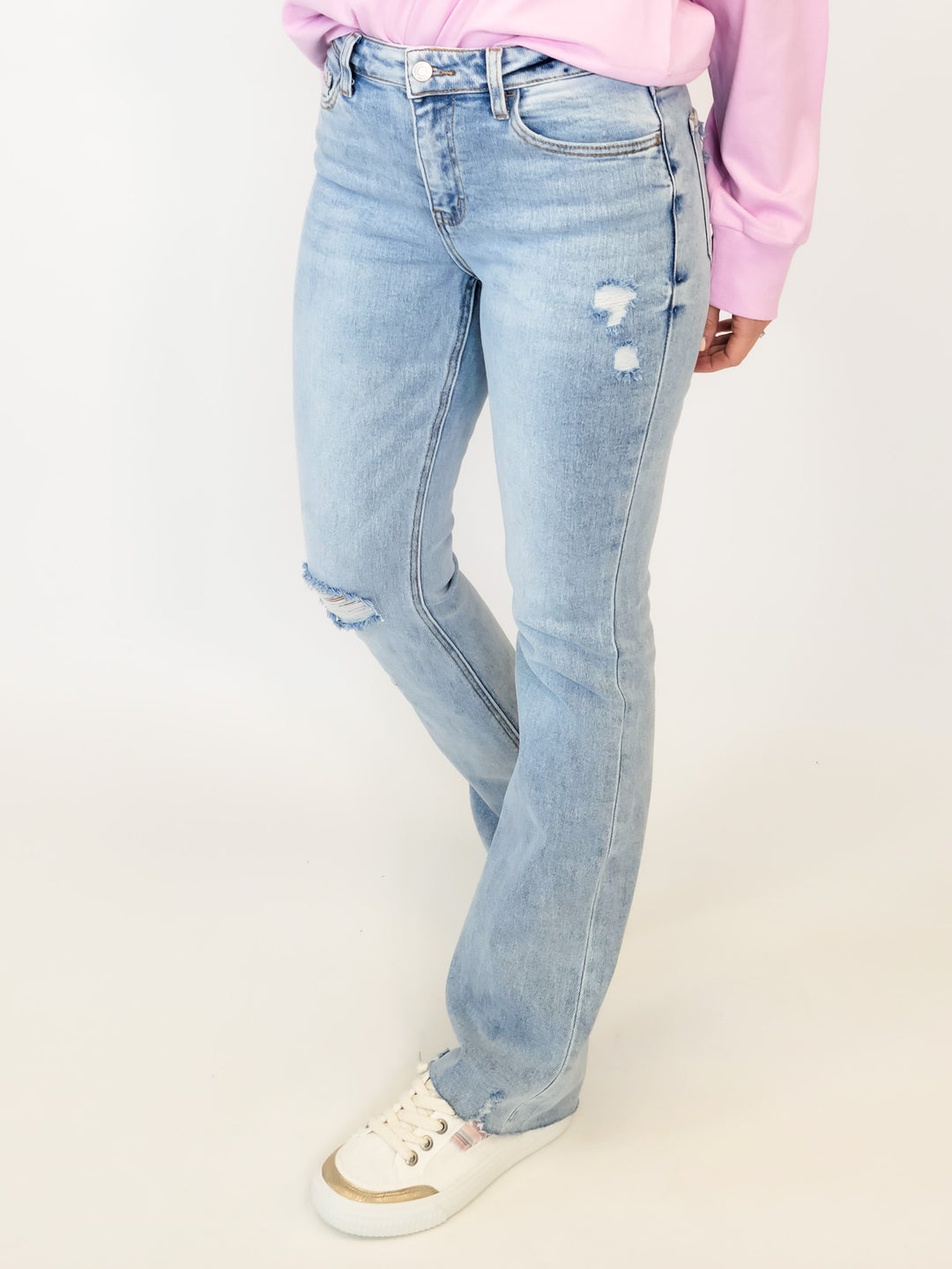 LOVERVET HIGH RISE RELAXED BOOTCUT W/DISTRESSING JEAN - LIGHT WASH