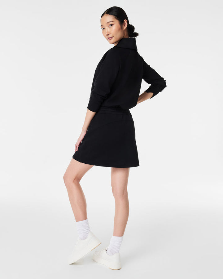 AIRESSENTIALS MINI SKORT - VERY BLACK