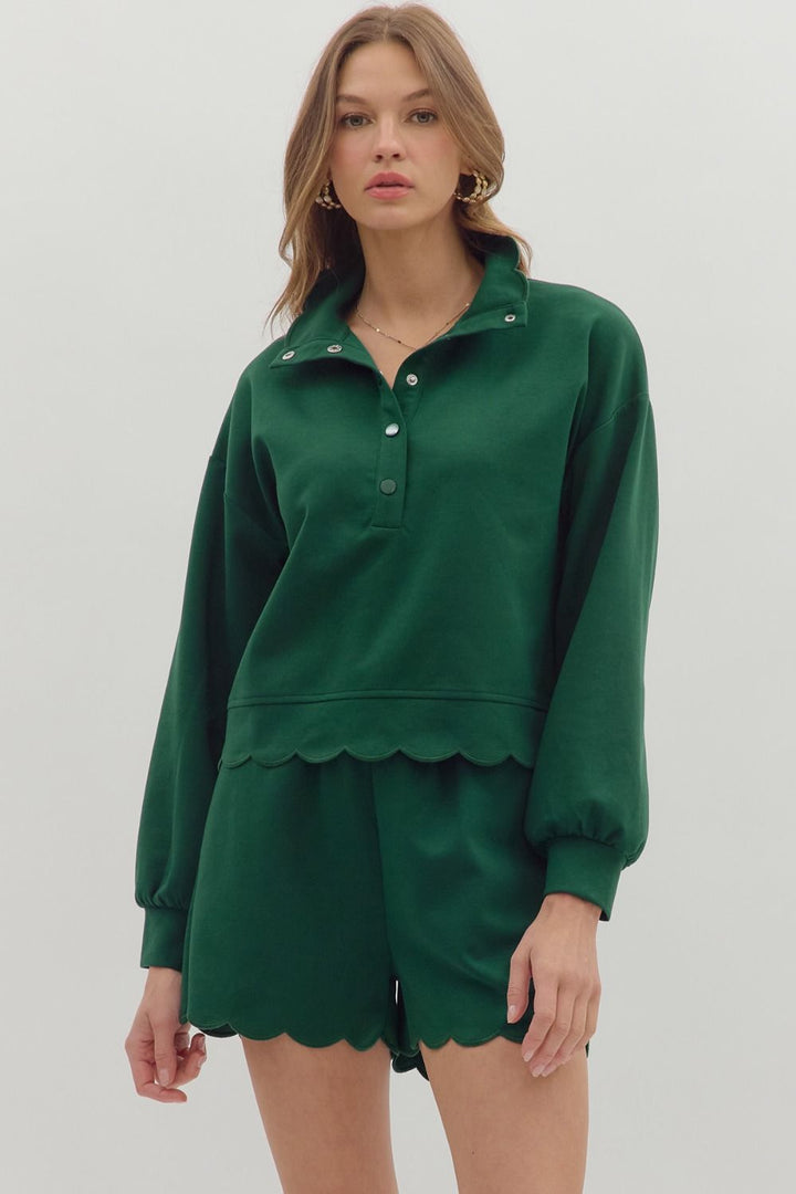 LONG SLEEVE SCALLOP HEM TOP - GREEN