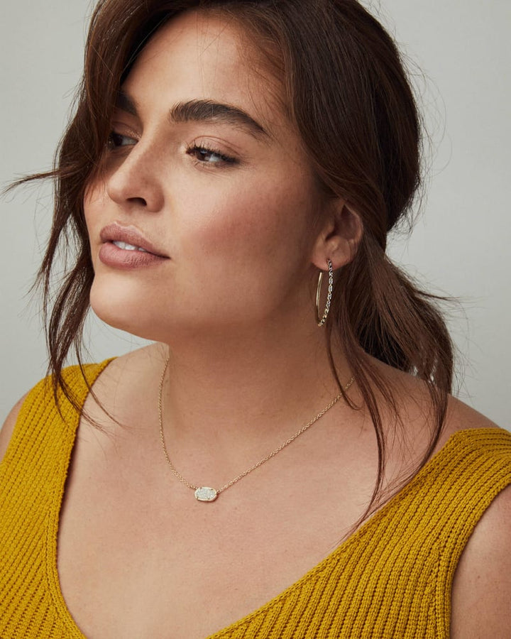 KENDRA SCOTT ELISA SHORT PENDANT NECKLACE - RHODIUM IRIDESCENT DRUSY