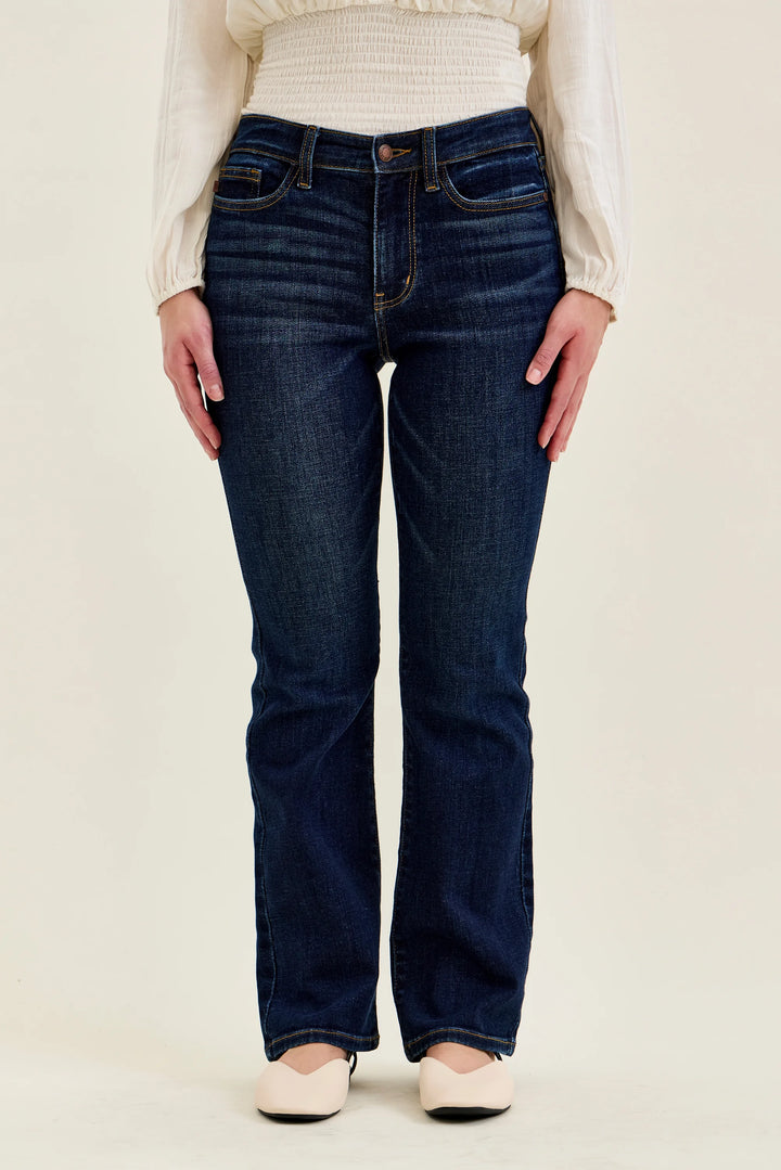 JUDY BLUE MID RISE BOOTCUT PETITE JEANS - 28" INSEAM -DARK