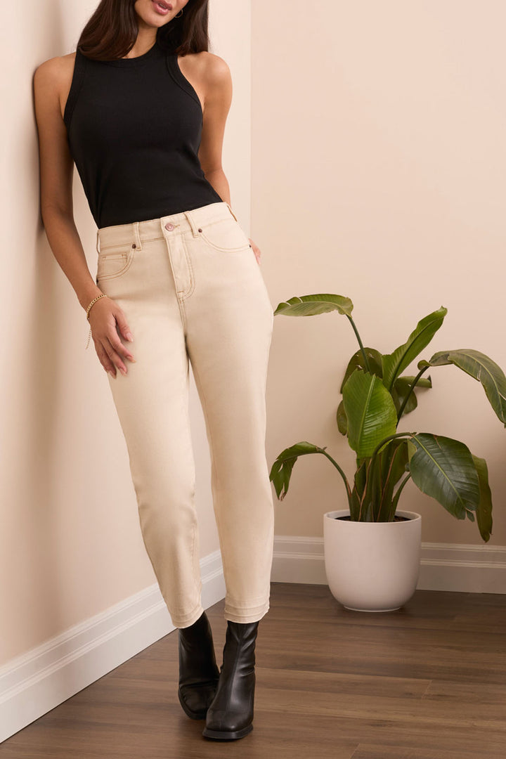 SOPHIA CURVY MICRO FLARE JEANS - ECRU