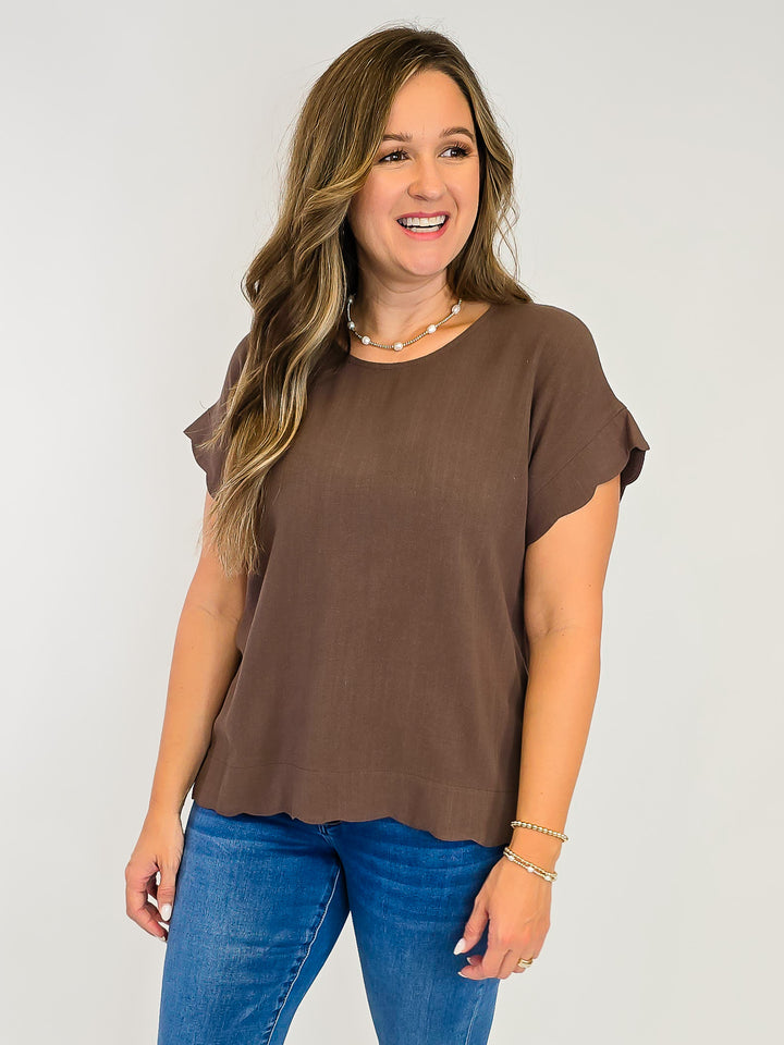 SCALLOP HEM LINEN BLEND TOP - ESPRESSO