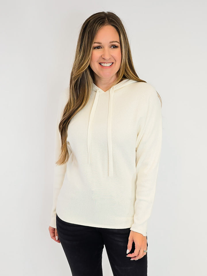 MINI WAFFLE TEXTURED PULLOVER HOODIE - IVORY